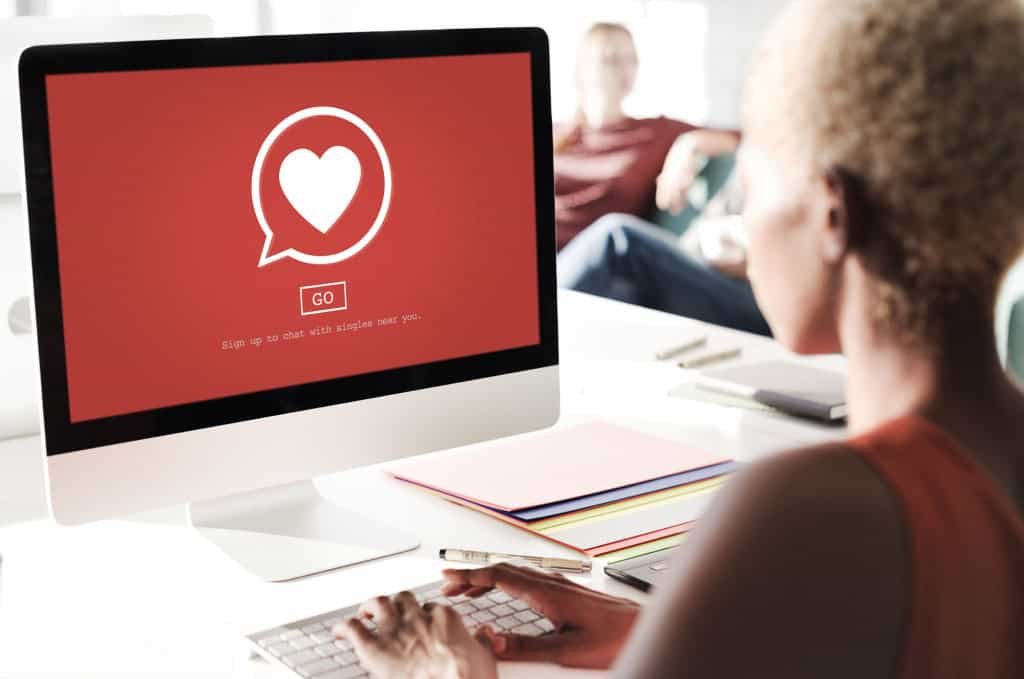 chatbot romantico 1024x679